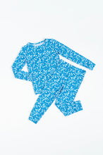 Load image into Gallery viewer, Blue Base Flowers Two Piece Long Set