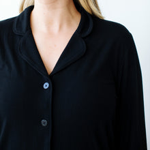 Load image into Gallery viewer, Black ribbed women Button Down Short Set
