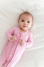 Load image into Gallery viewer, Pink Bow Baby Bundle Box