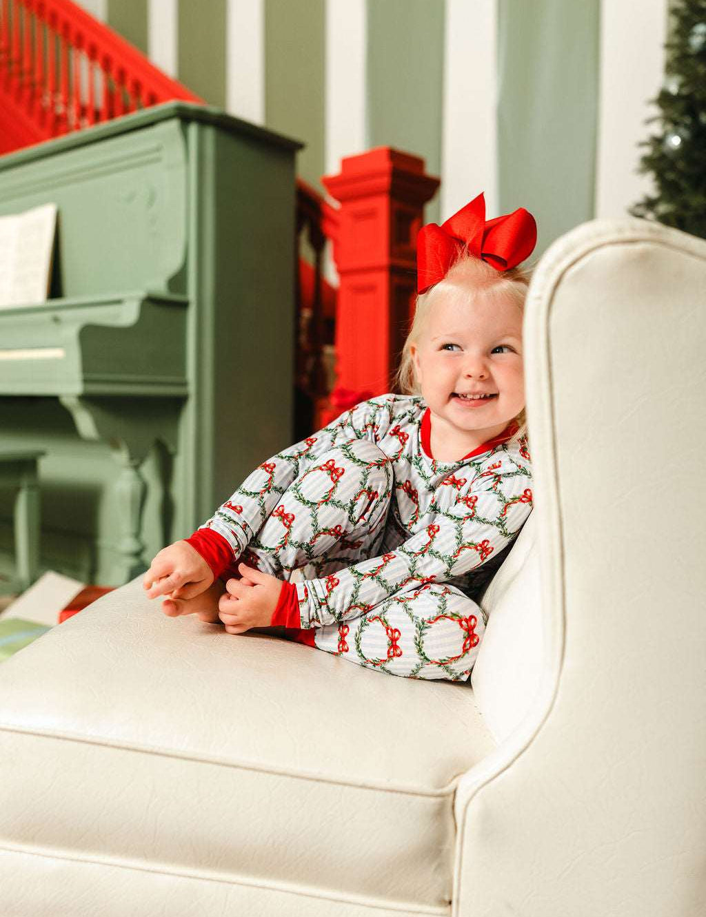 LPC X Tiffany Houghton Wreaths and Ribbons Two Piece Pajama Set