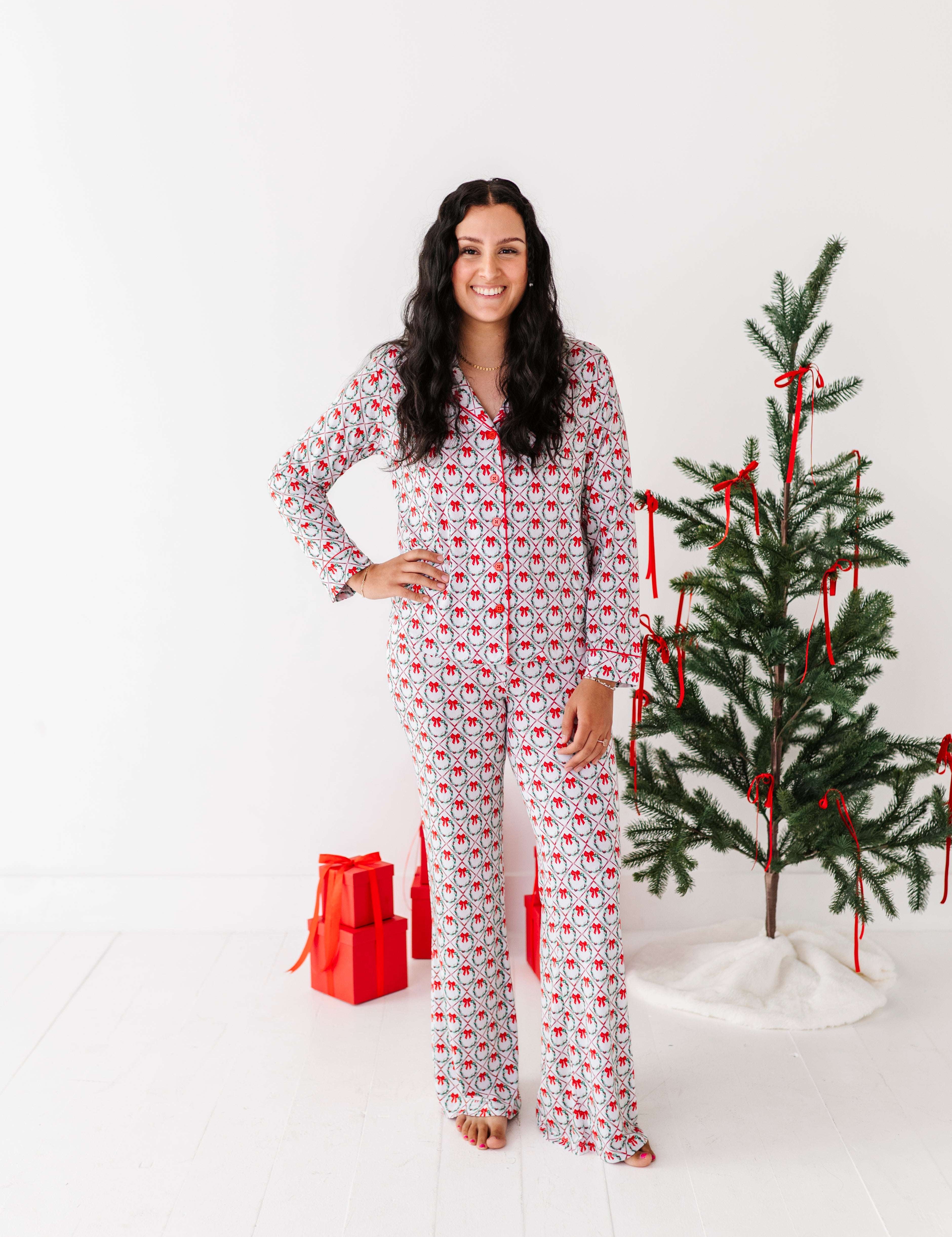 Holiday Wreaths Women's Flare Set