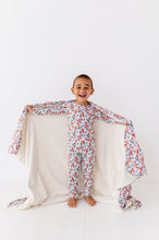 Load image into Gallery viewer, Snowboarding Gingerbread Plush Blanket
