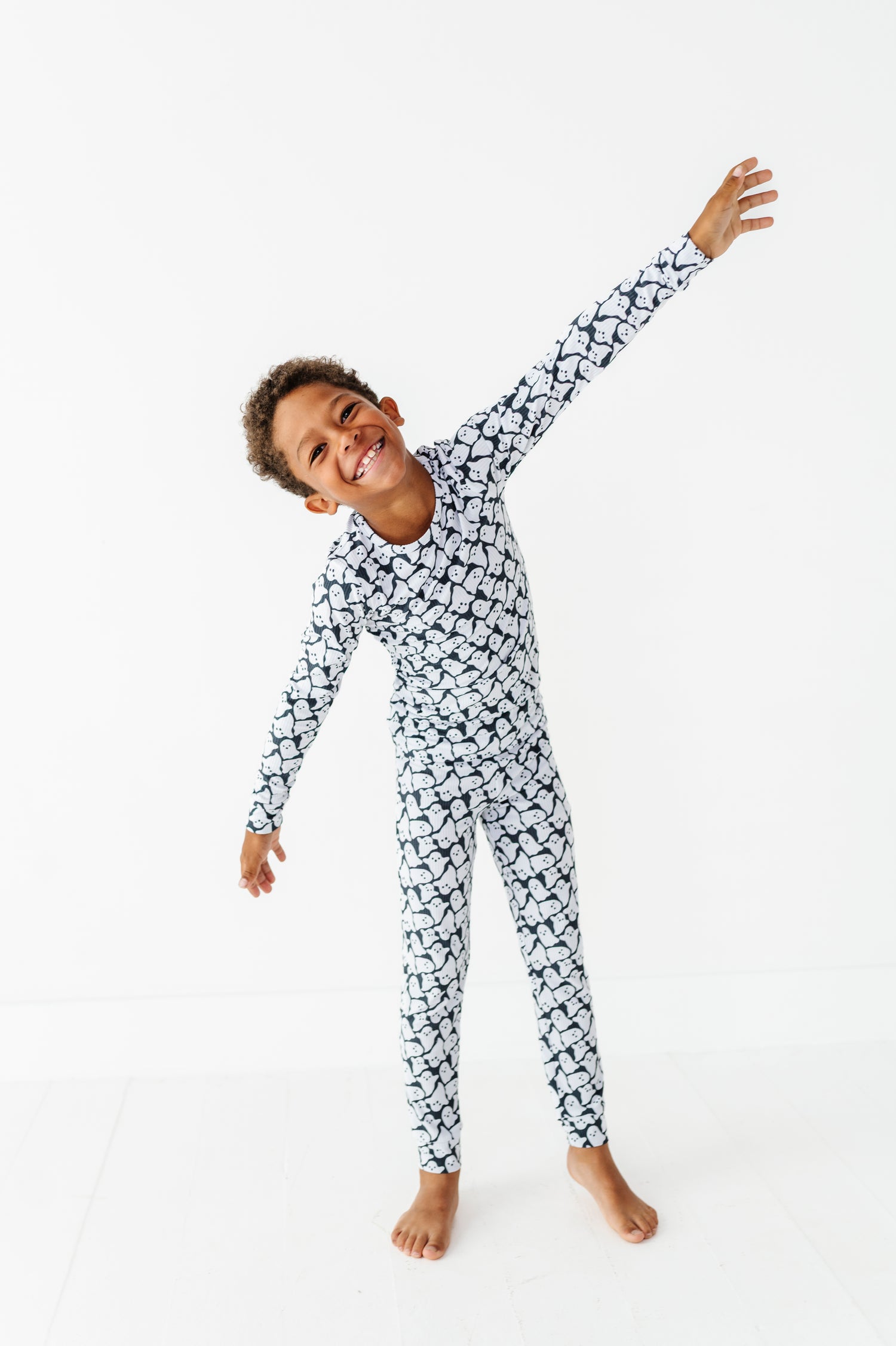 Ghosts Ribbed Two Piece Pajama Set