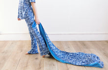 Load image into Gallery viewer, Blue Floral Girls Flare Set
