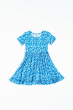 Load image into Gallery viewer, Blue Base Flower Dress

