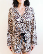 Load image into Gallery viewer, Leopard Women's Short Set

