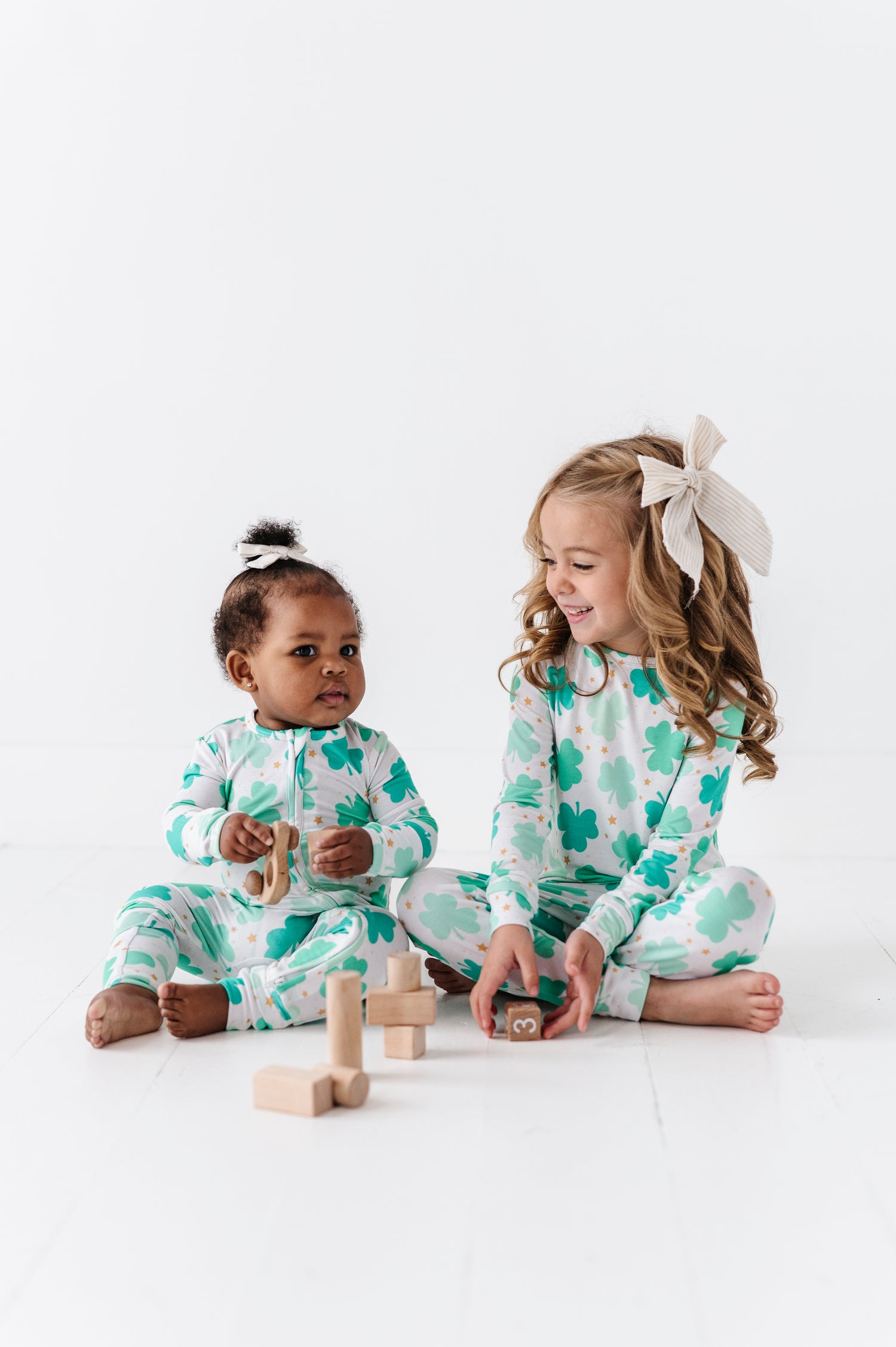 Clover and Stars Two-Piece Long Set