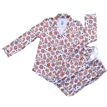 Load image into Gallery viewer, Women&#39;s Gingerbread Button Down Pajama Set
