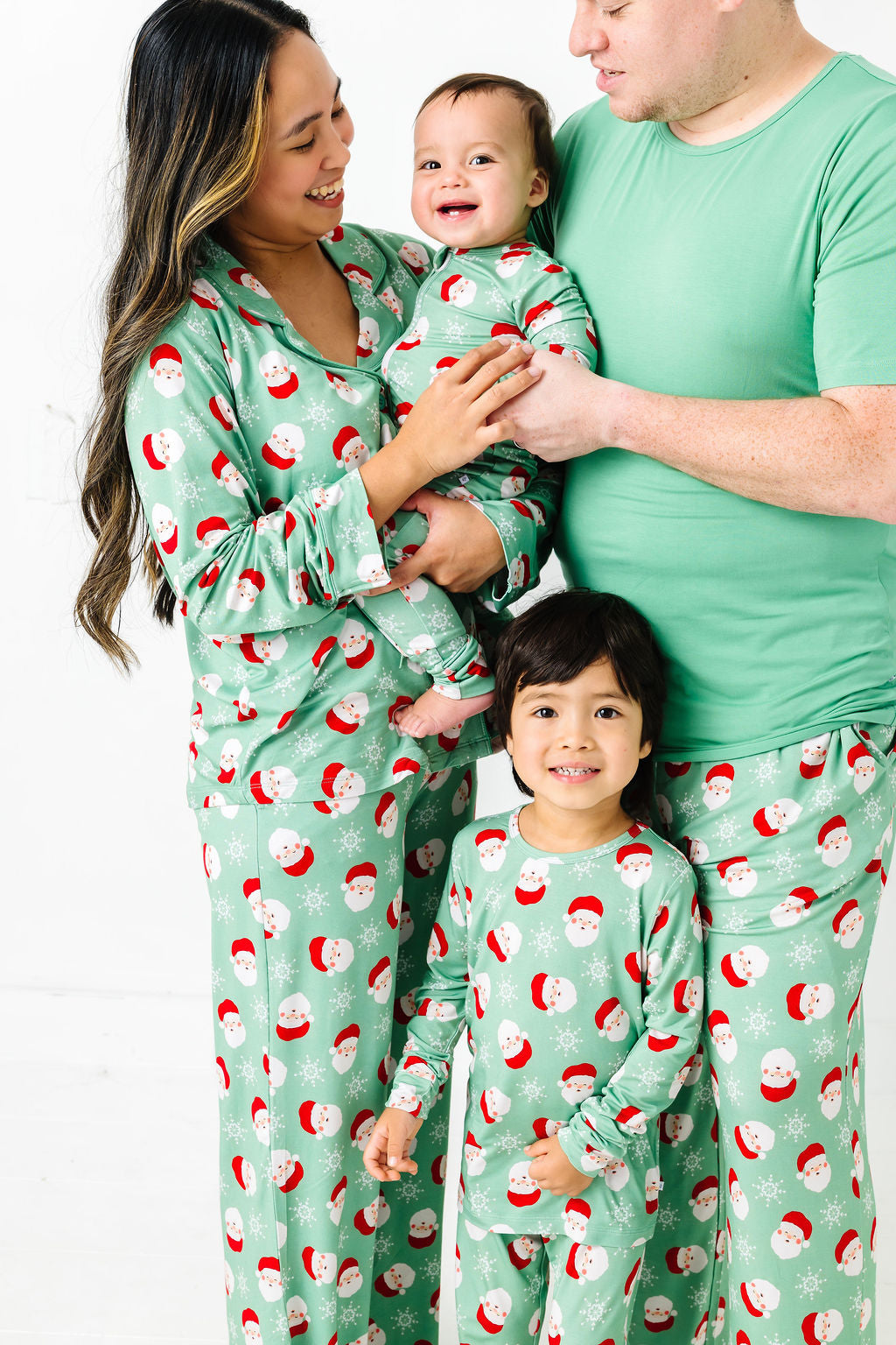 Old Saint Nick Men's Pajama Set