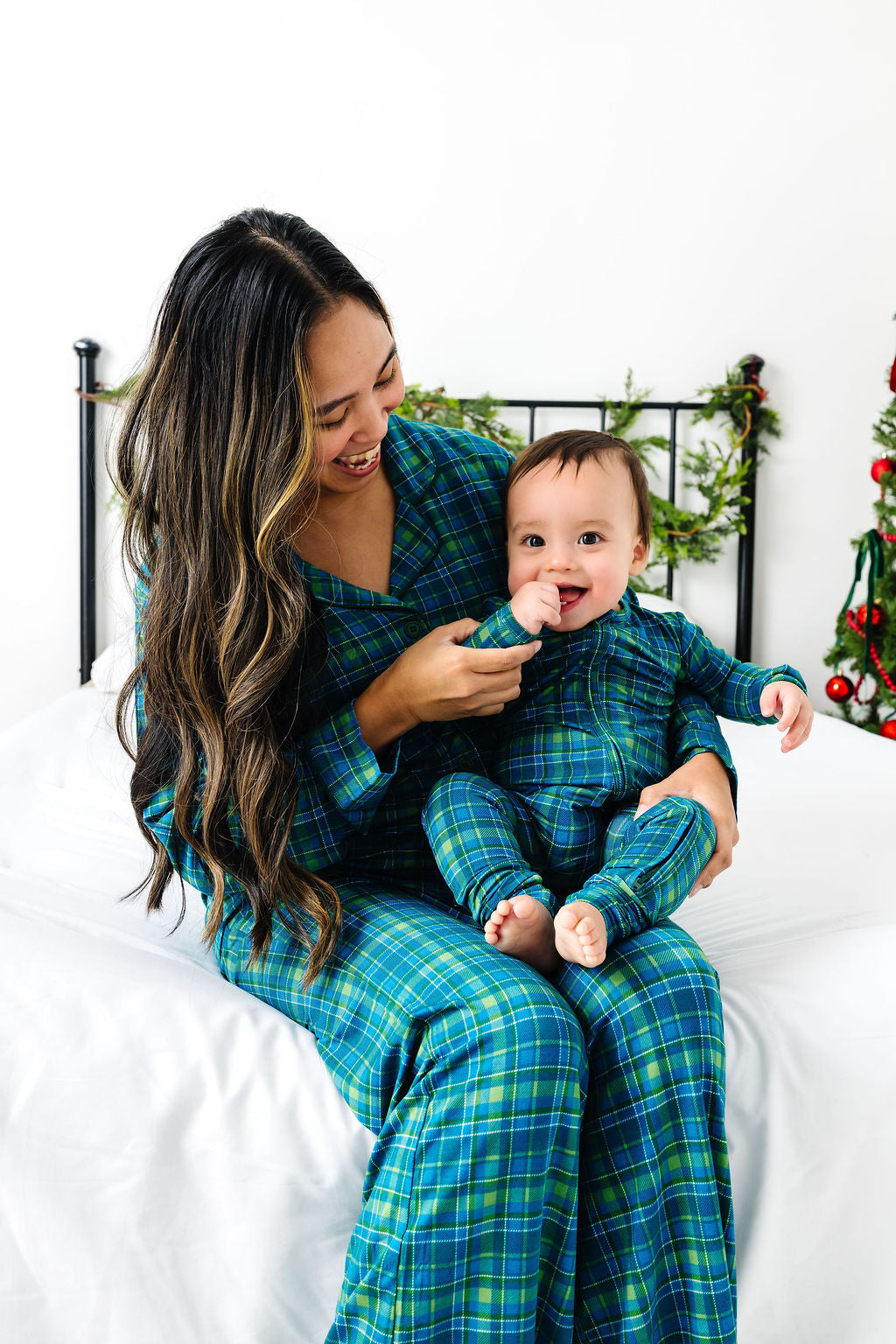 Evergreen Plaid Women's Flare Set