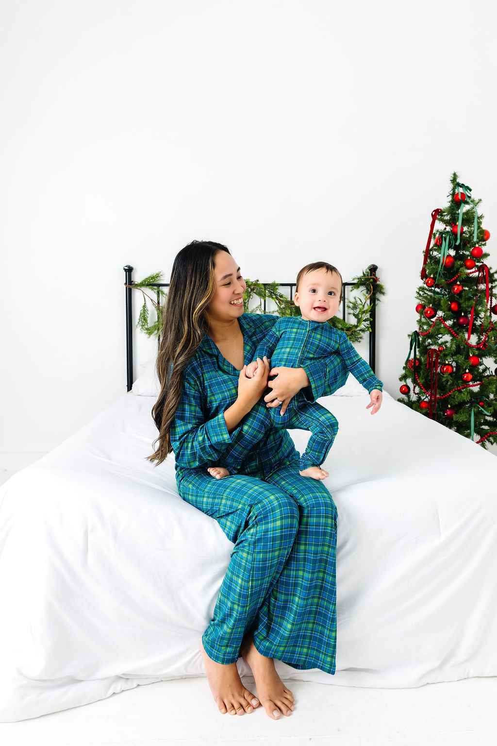 Evergreen Plaid Women's Flare Set