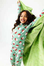 Old Saint Nick Plush Blanket